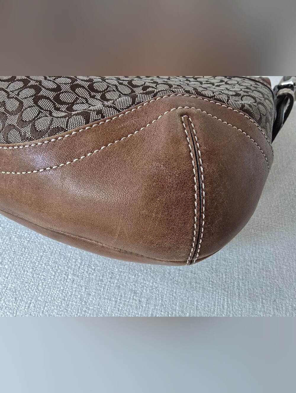 Vintage Coach Soho Signature Brown Canvas and Leather Shoulder Bag - Picture 8 of 14